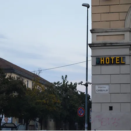 Stazione 호텔 노바라